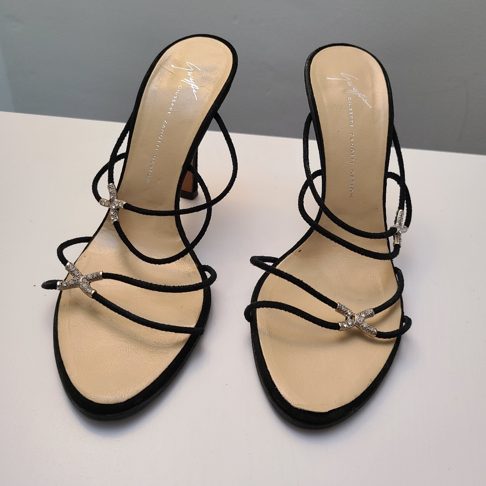 Giuseppe Zanotti strappy velvet sandals 2